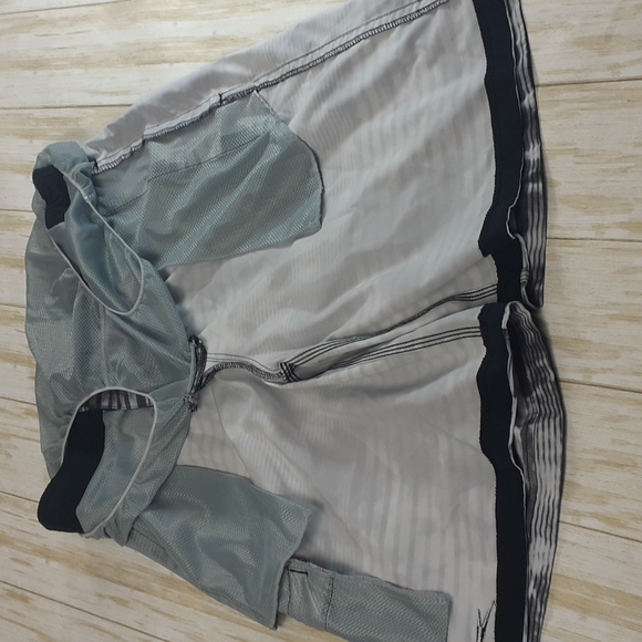 Speedo Men's Swim Trunks Size Medium - Picture 7 of 15